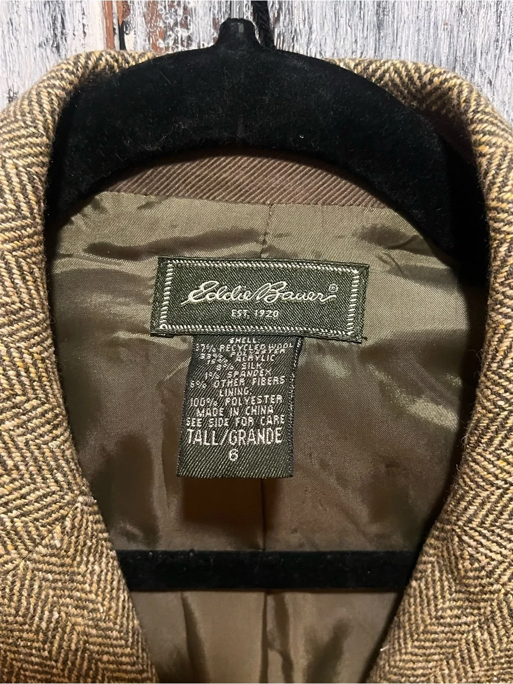 Eddie Bauer Herringbone Tweed Blazer Silk Wool Blend - Picture 3 of 7